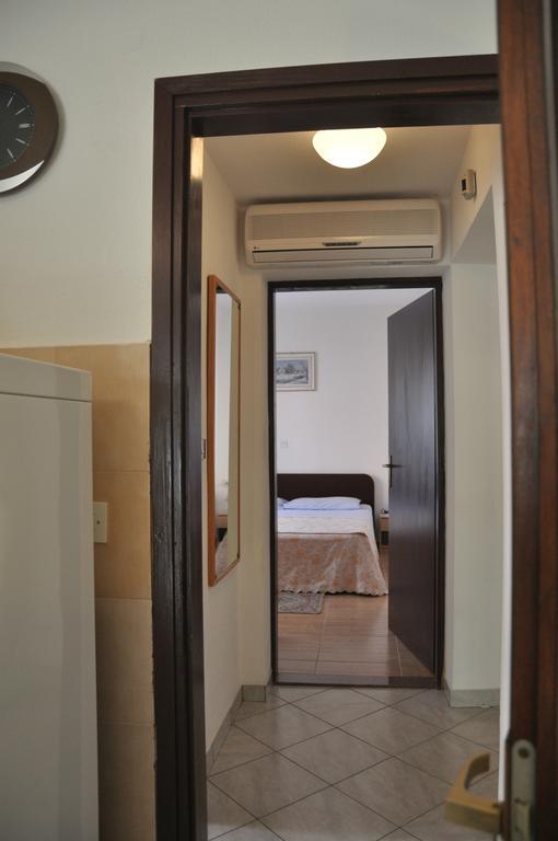 Franko Apartmani Zambratija  Exterior photo