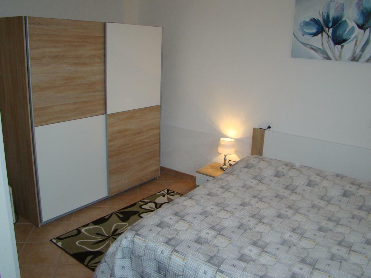 Franko Apartmani Zambratija  Exterior photo